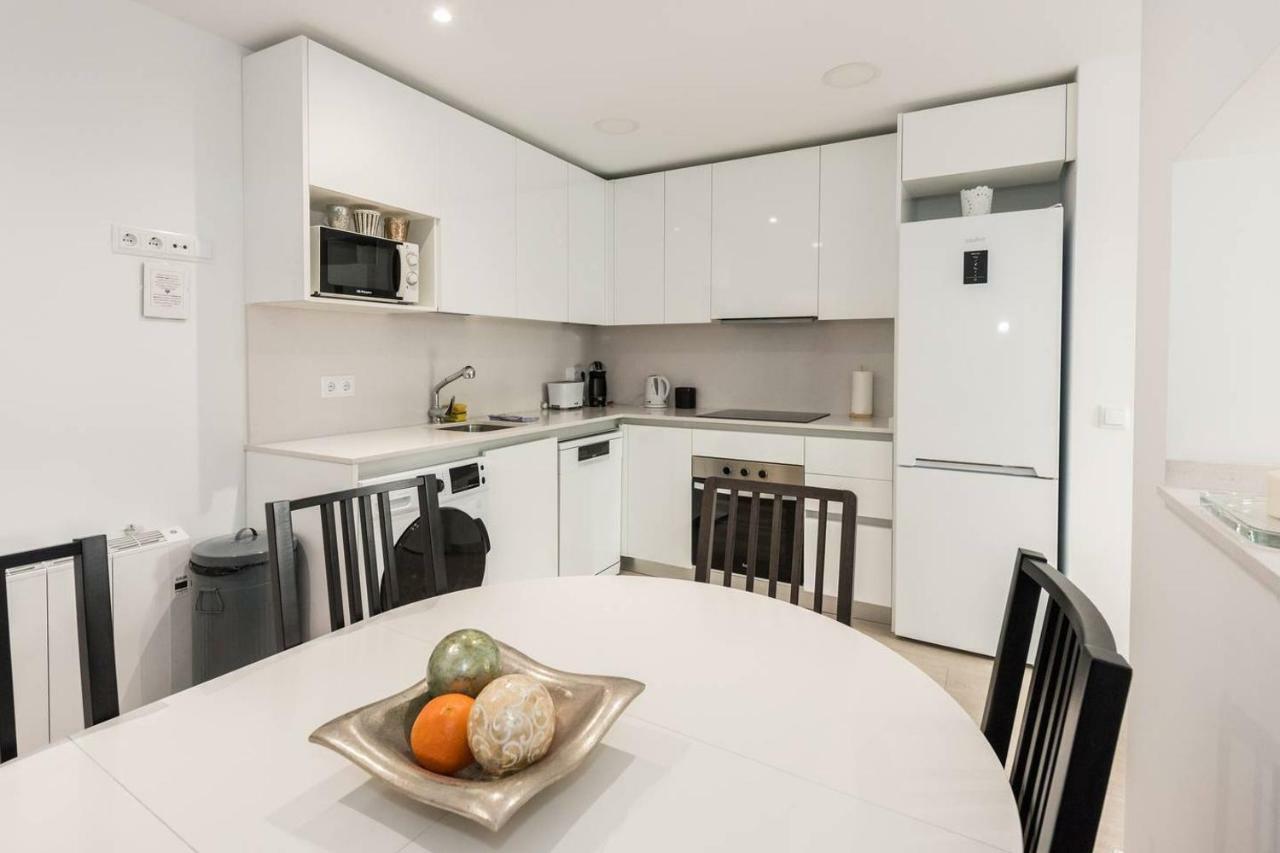 Modern With Ideal Location Next To Atocha Station Madrid Eksteriør bilde