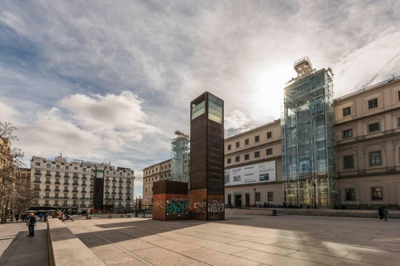 Modern With Ideal Location Next To Atocha Station Madrid Eksteriør bilde