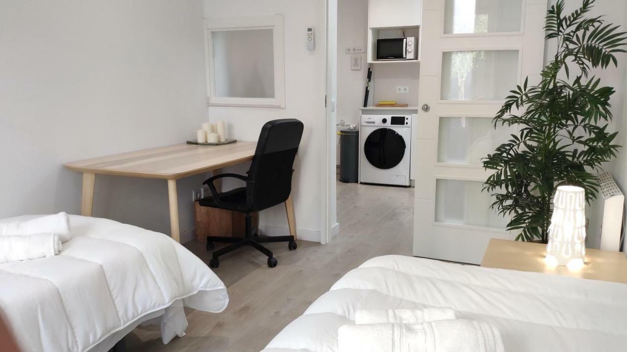 Modern With Ideal Location Next To Atocha Station Madrid Eksteriør bilde