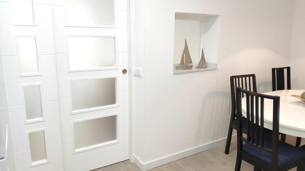 Modern With Ideal Location Next To Atocha Station Madrid Eksteriør bilde